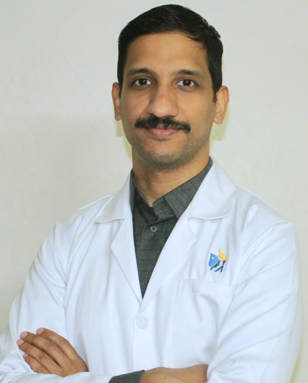 Best Orthopedic Doctor in South Delhi